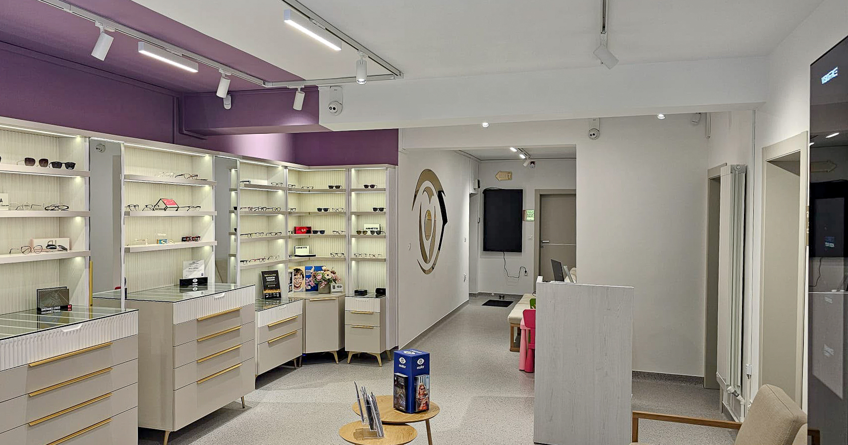 Showroom - Cabinet oftalmologic Optica Dr Pirga Slobozia